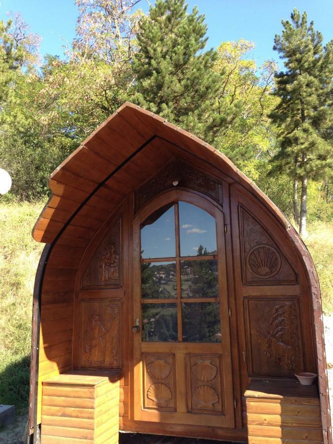 La Colline Aux Holiday home