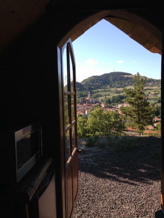 La Colline Aux